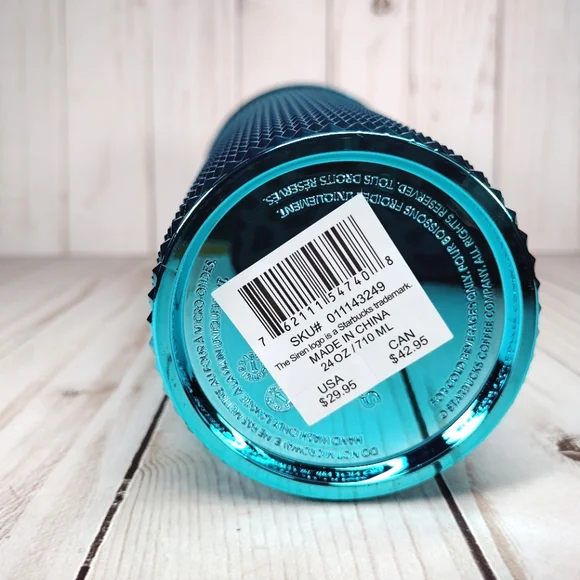 2023 NEW Starbucks Blue Chrome Studded Venti Tumbler - Picture 2 of 5